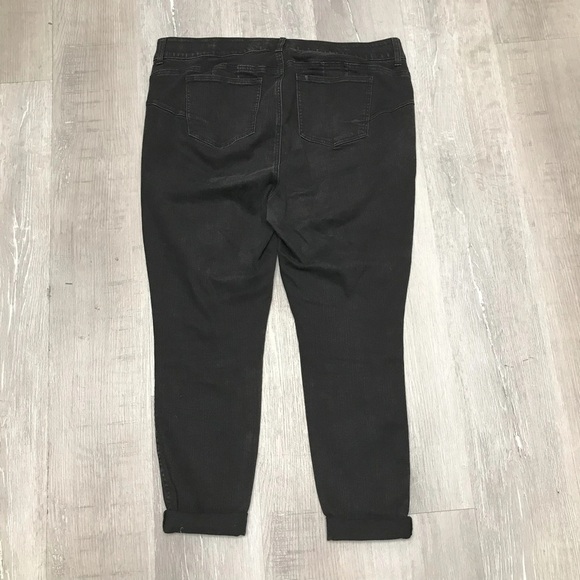 Torrid Bombshell Skinny Jeans - Size 20 Regular - Picture 4 of 5